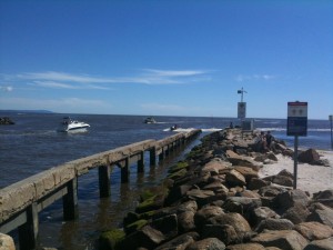 The entrance to the river from the beach.